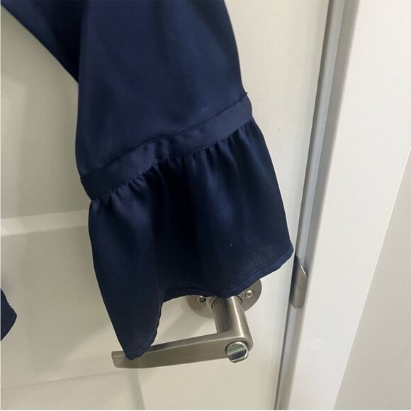 Express Bell Sleeve Blouse - Picture 2 of 5